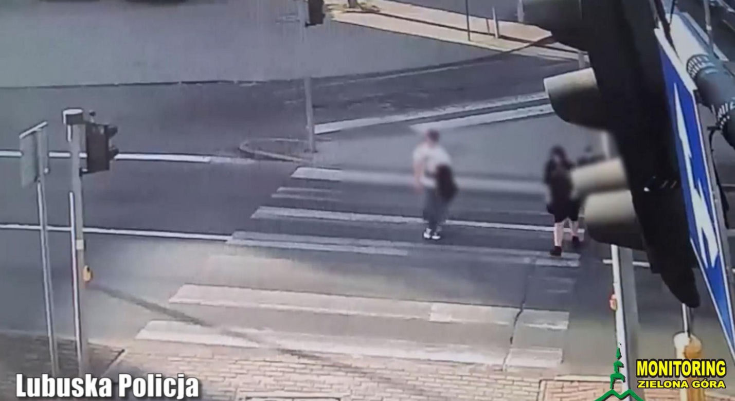 Nastolatkowie potrąceni na przejściu w Zielonej Górze! Wylecieli w powietrze niczym lalki na oczach policji [ZDJĘCIA].
