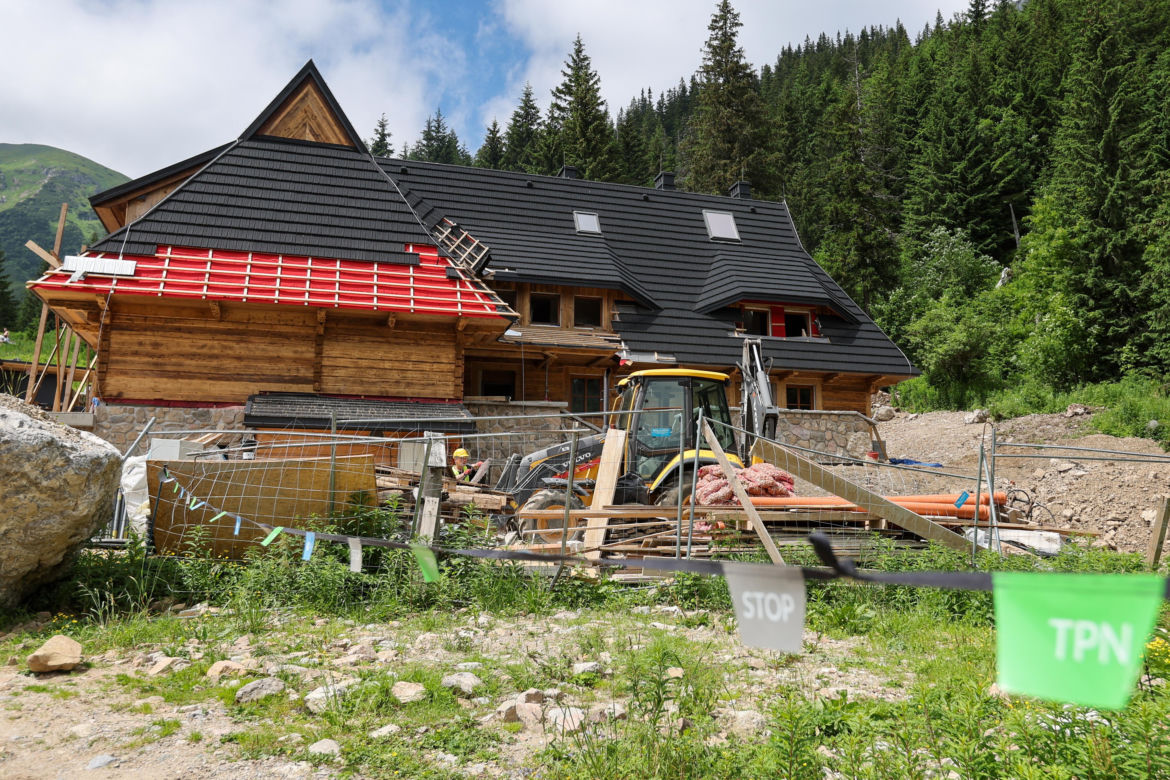 Remont schroniska na Hali Kondratowej