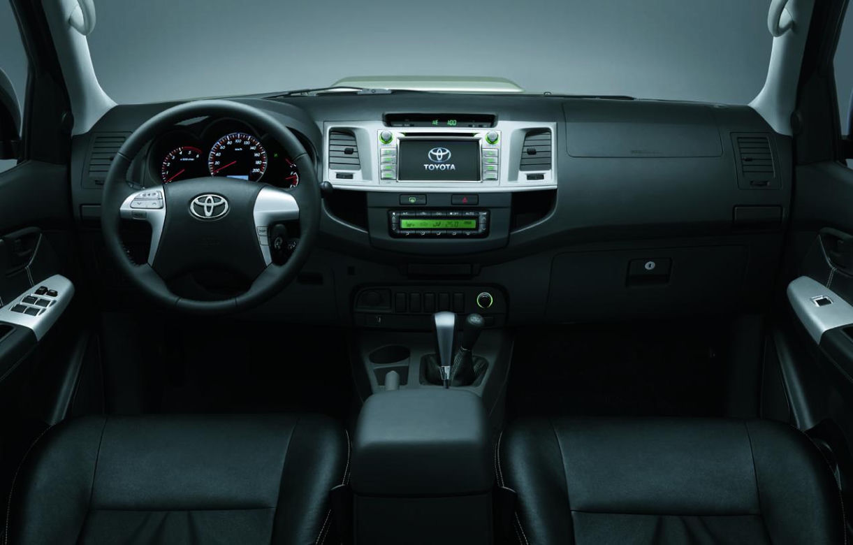 Toyota Hilux Invincible