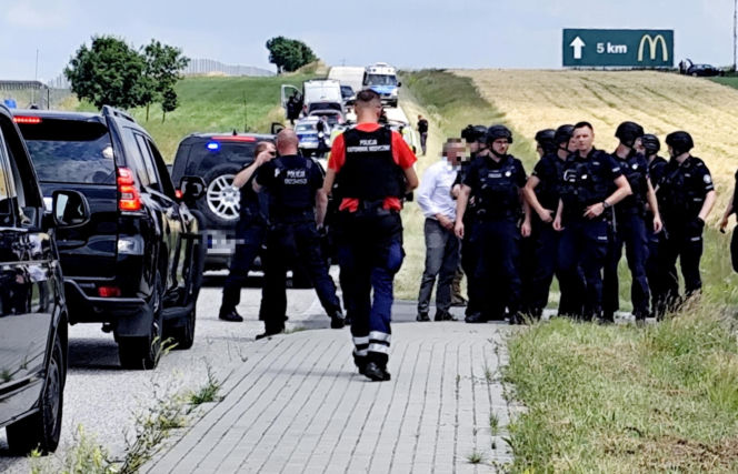 Zatrzymanie Dariusza R. po zbrodni w Mierzawie