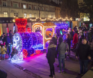 Świąteczne iluminacje w Warszawie