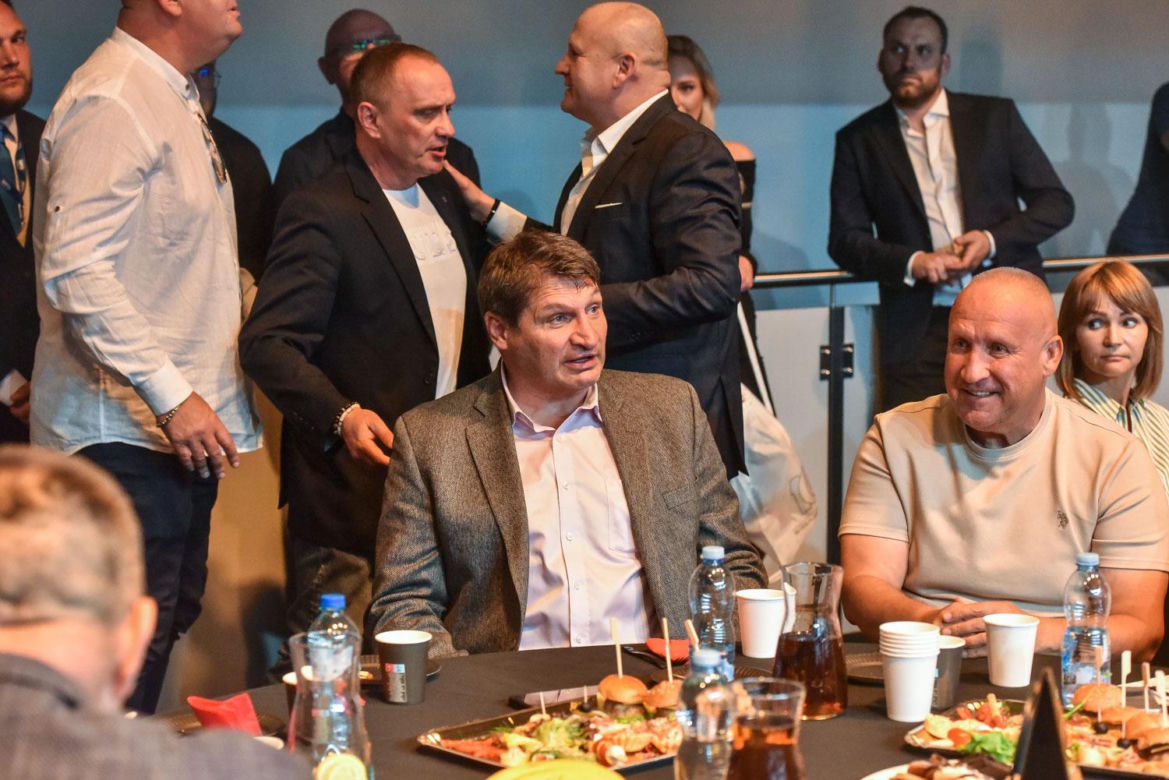 Andrzej Gołota przyjechał do Torunia. Obserwował mecz bokserski Pomorzanina