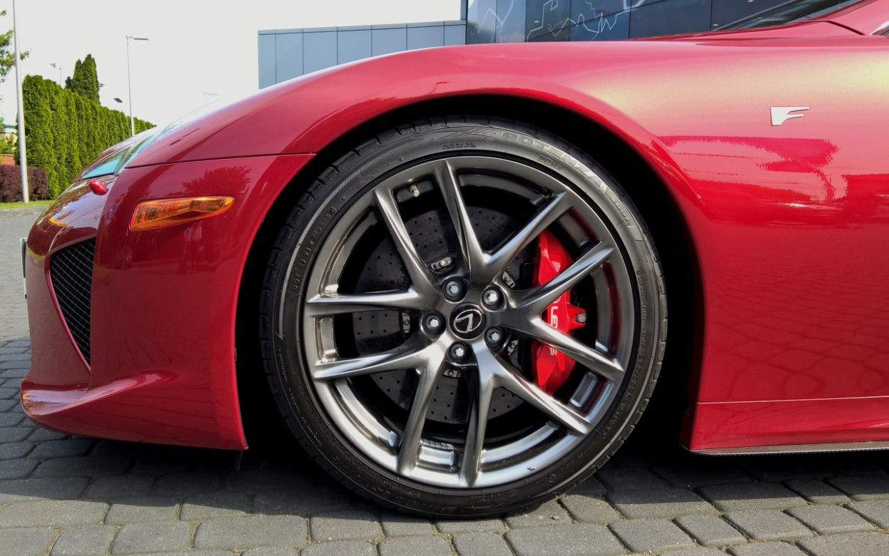 Lexus LFA