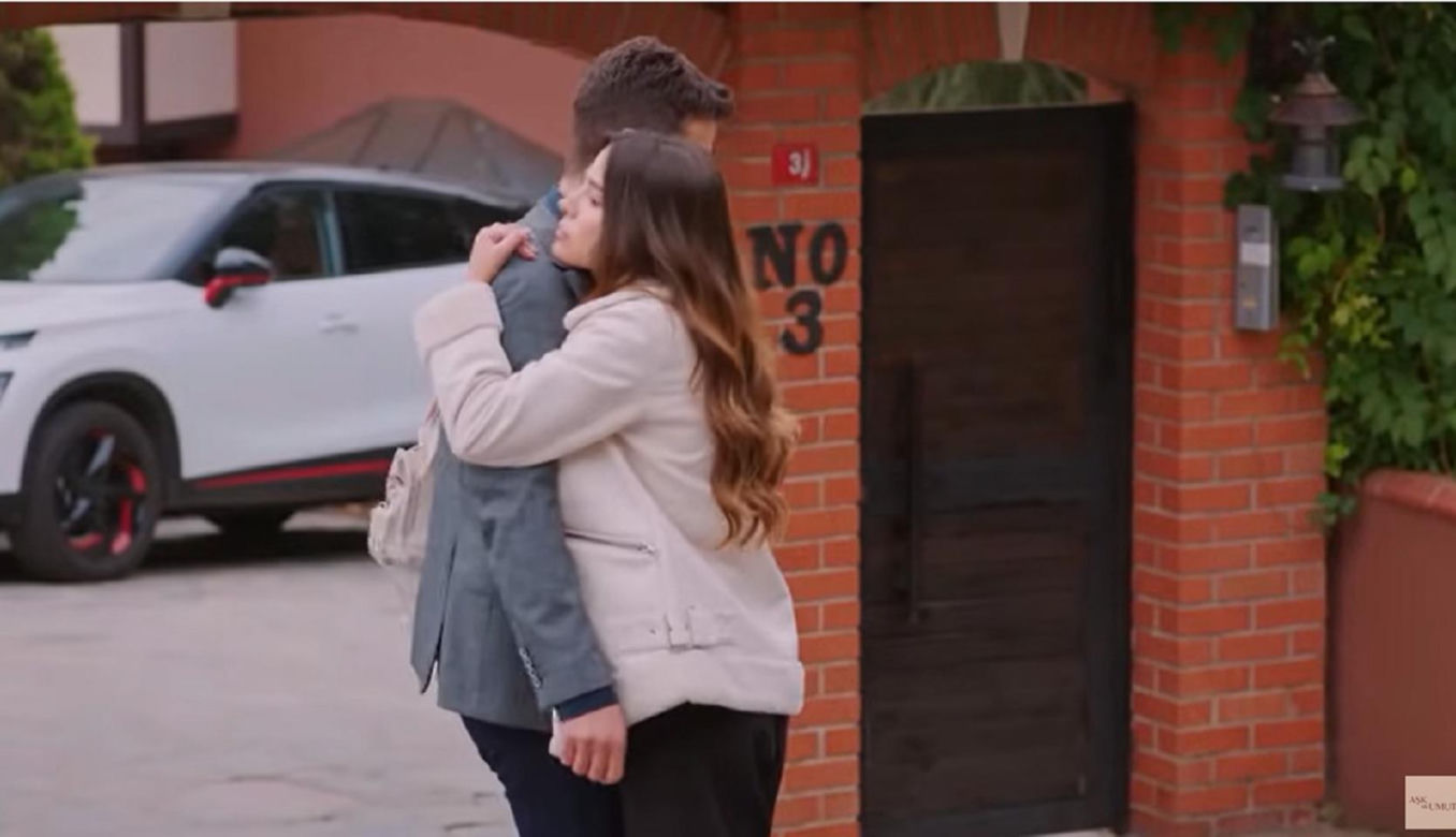 Miłość i nadzieja odc. 314. Zeynep, Ege
