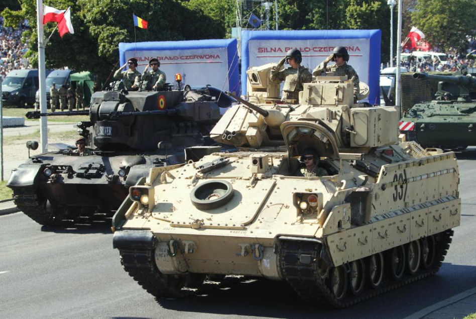T-90M i Bradley