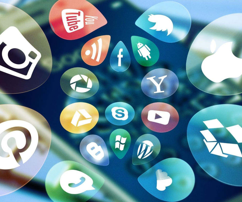 Awaria Messenger, Instagram, Facebook październik 2021: kiedy aplikacje zaczną działać?