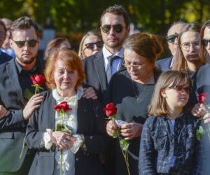 Fani w rozpaczy! Nie żyje wielka gwiazda ekranu! Iga Cembrzyńska odeszła w wieku 87 lat.