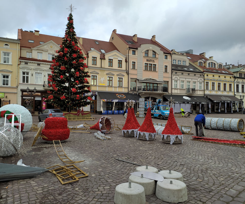 Na Rynku powstaje świąteczny zamek! Tak będzie wyglądał [FOTO]