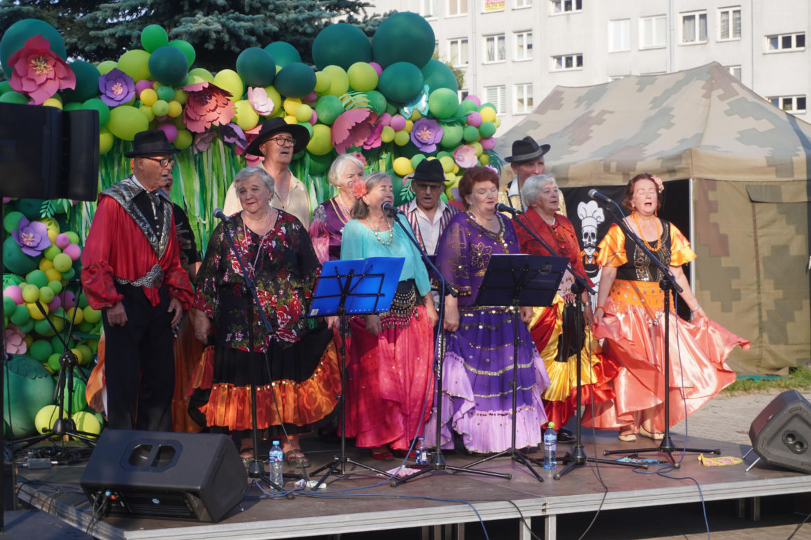 Dni Skarżyska-Kamiennej 2024. Potańcówka przed Miejskim Centrum Kultury