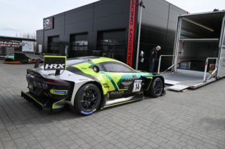 Aston Martin GT3 i GT4 w pracowni w  Ługwałdzie pod Olsztynem