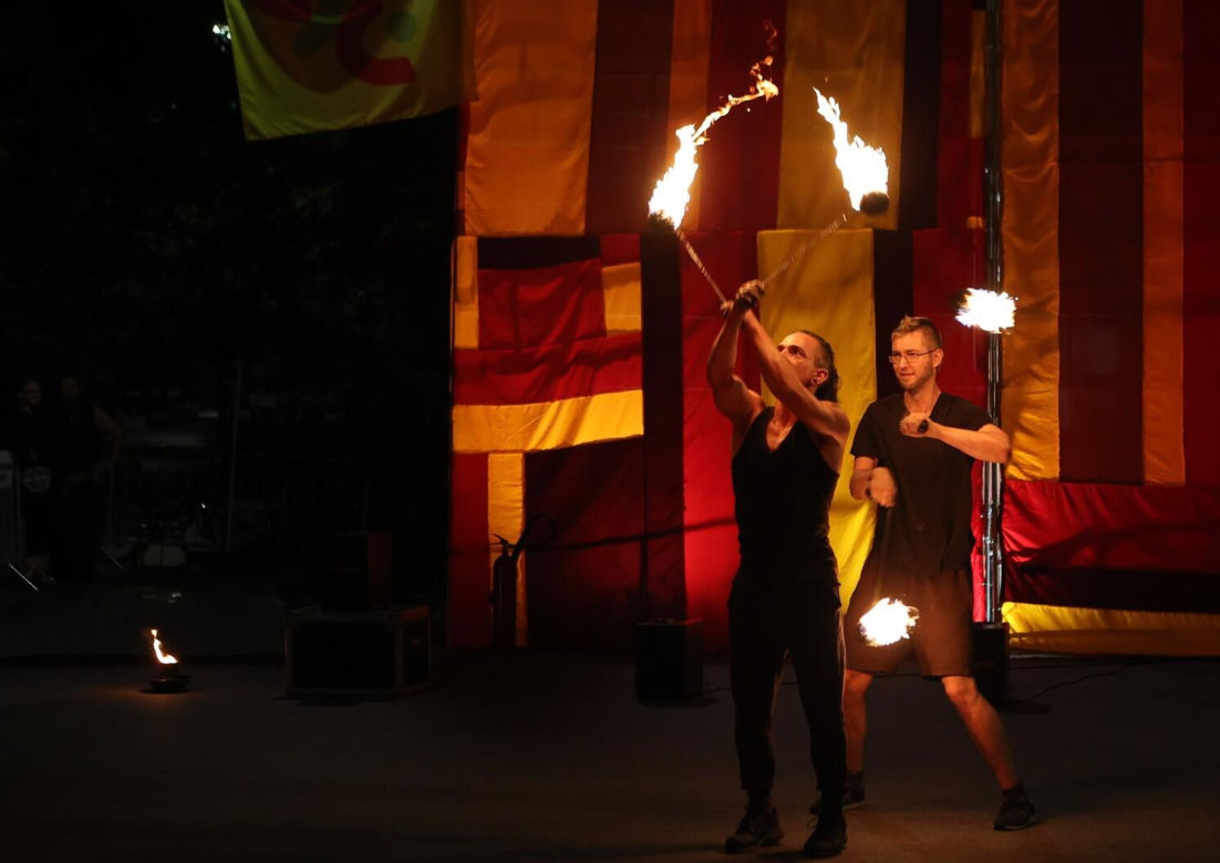 Fire Jam sprawił, że Park Ludowy w Lublinie zapłonął! Tak było podczas Europejskiej Konwencji Żonglerskiej