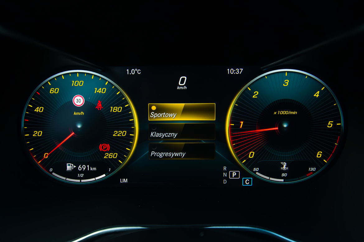 Mercedes-Benz C220d Kombi 4Matic 9G-Tronic AMG Line