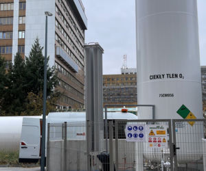 Alarm w szpitalu Południowym. Awaria instalacji. Jadą butle z tlenem