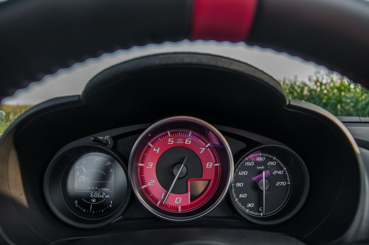 Abarth 124 Spider 1.4 T-Jet 170 KM 6MT