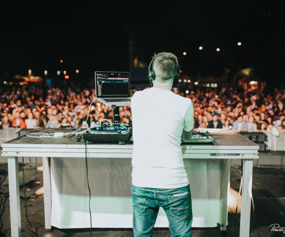Damian Likus zapowiada nadchodzący album! Singiel Feel You nieźle buja