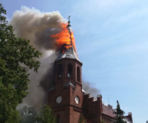 Pożar kościoła w Lutolu Suchym