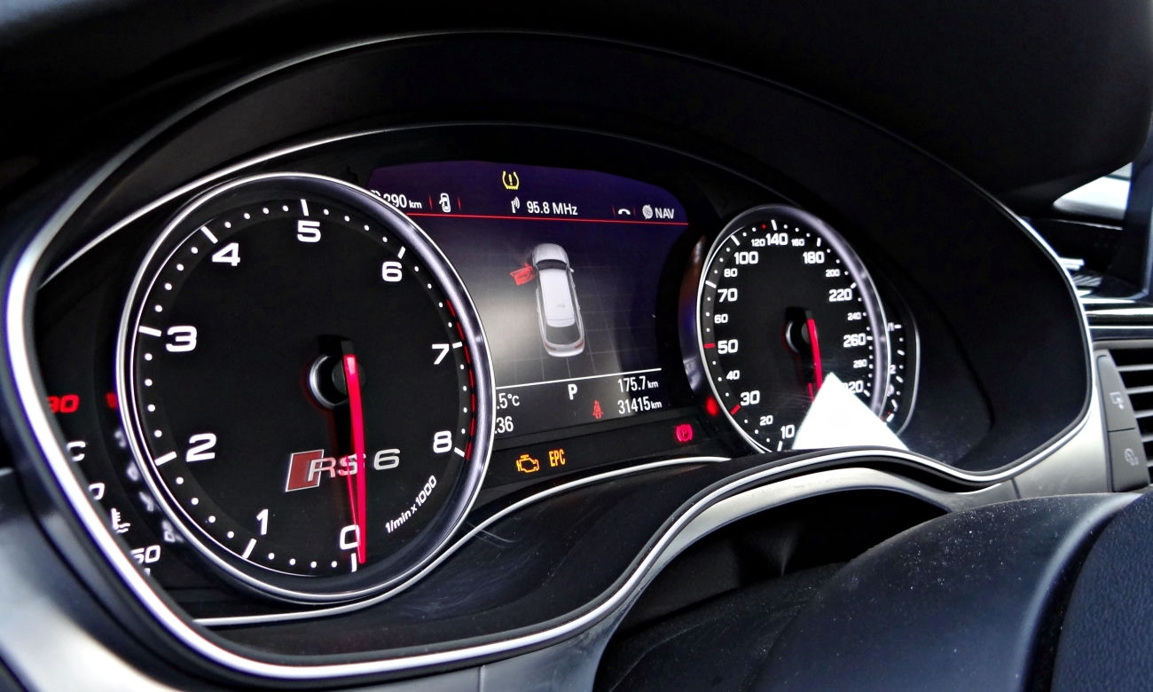 Audi RS6 Avant C7