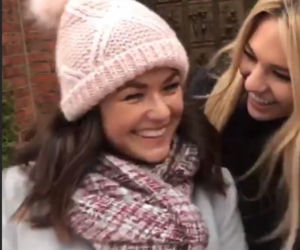 M jak miłość. Kinga (Katarzyna Cichopek), Julka (Joanna Kuberska) na chrzcinach bliźniaczek