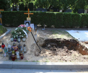 GRÓB KORY I STAŃKO
