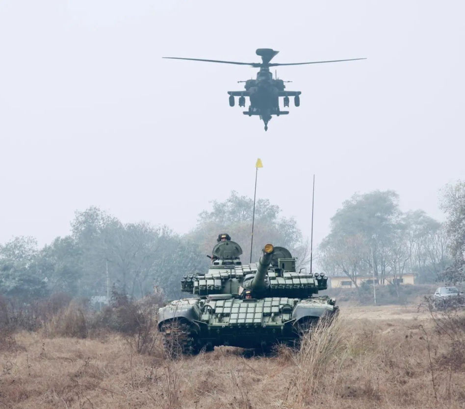 Nowe życie starych czołgów. Indyjska armia stawia na bezzałogowe T-72 w wojnie przyszłości