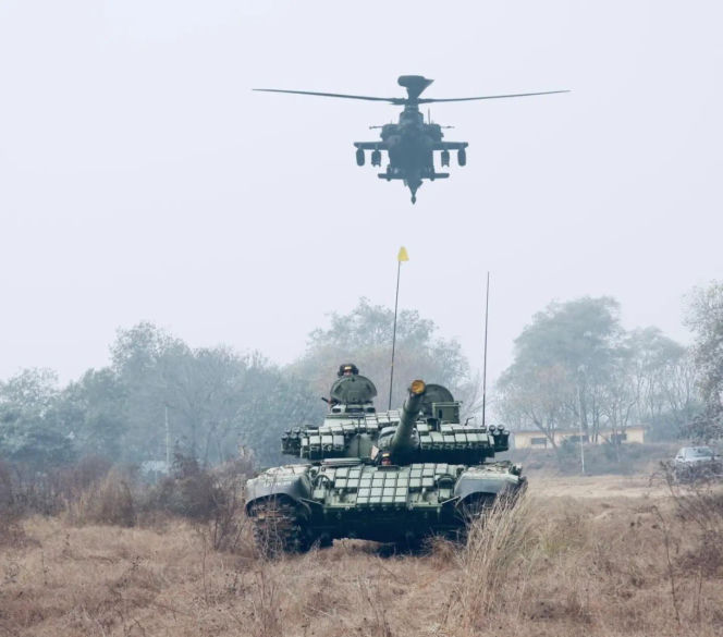 Nowe życie starych czołgów. Indyjska armia stawia na bezzałogowe T-72 w wojnie przyszłości