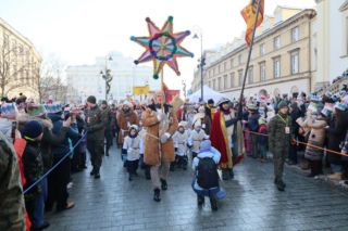 Dziś Święto Trzech Króli. Ulicami Warszawy przeszedł orszak