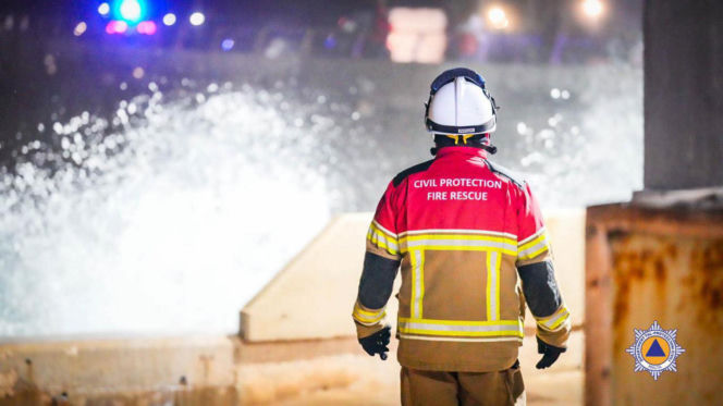 13-letnia Oliwia porwana przez falę. Rodzinny spacer zakończył się tragedią