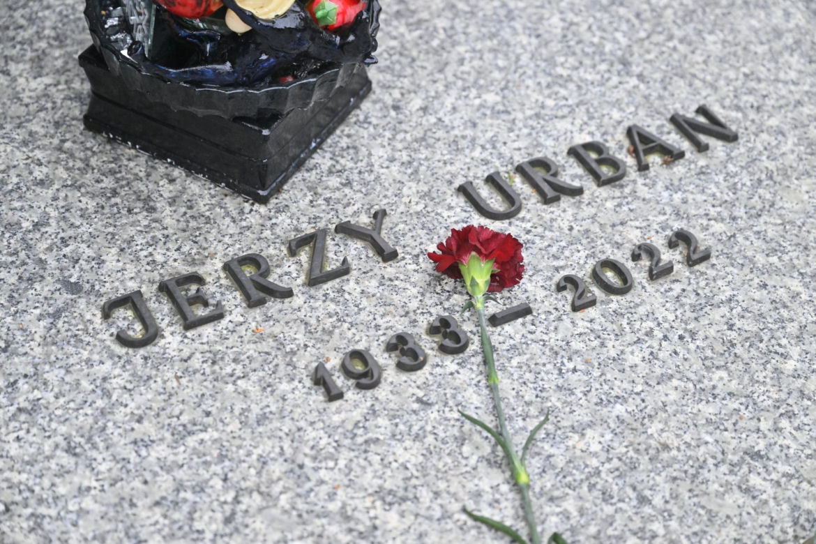 Tak wygląda grób Jerzego Urbana