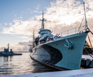 ORP Błyskawica opuściła swoje miejsce przy nabrzeżu w Gdyni