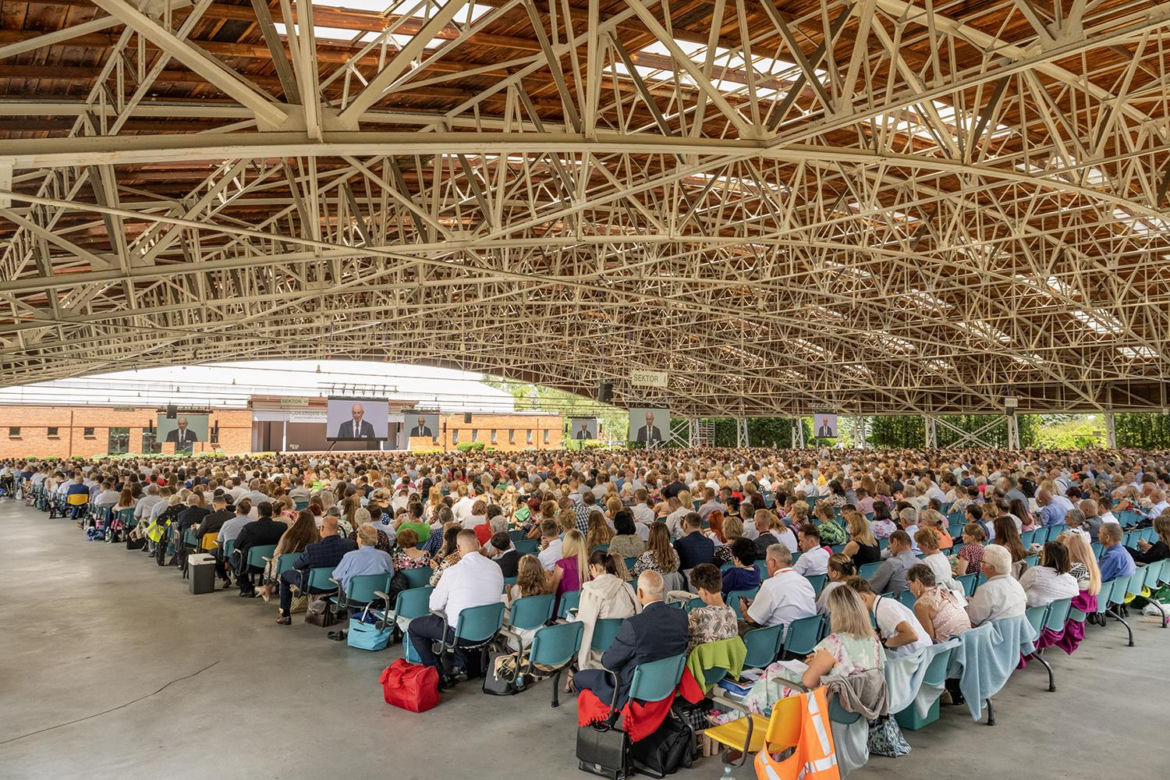 Kongres Świadków Jehowy w Krakowie. Wydarzenie odbędzie się w dniach od 8 do 10 sierpnia 2025 roku w TAURON Arenie Kraków