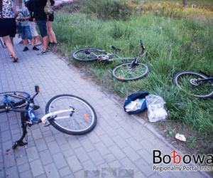 Zderzenie rowerzystów na chodniku. 16-latek i 17-latka trafiły do szpitala [ZDJĘCIA]