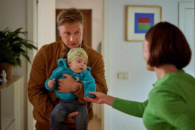 Na Wspólnej odc. 4132. Ania (Sonia Mietielica), Igor (Jakub Wesołowski), Jaś (Kazio Wierzbicki)