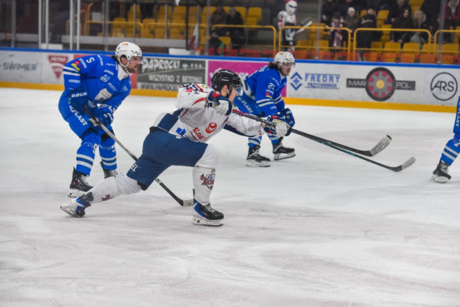 KH Energa Toruń - Unia Oświęcim 2:1! Zdjęcia kibiców i zawodników obu drużyn