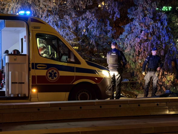 Wyglądał, jakby spał na ławce. Tragiczne odkrycie w warszawskim parku