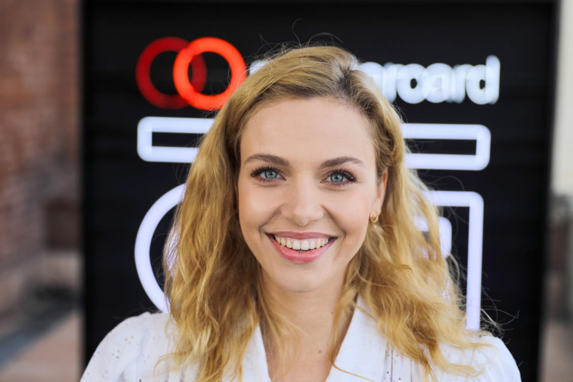 Vanessa Aleksander kiedyś i dziś. Tak na przestrzeni lat zmieniała się gwiazda "Wojennych dziewczyn"