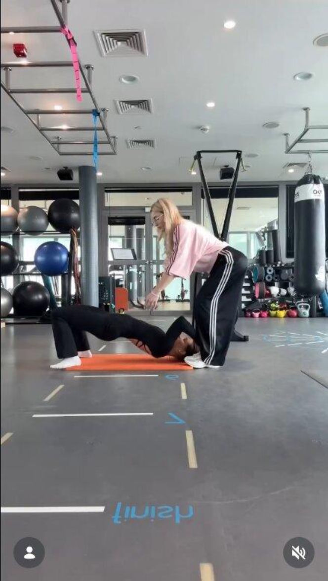 Wieniawa pokazuje efekty treningów. Pośladki mówią same za siebie