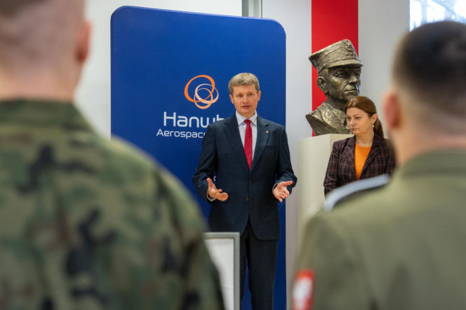 Hanwha Global Challenger Project. Nowoczesne laboratoria i stypendia dla przyszłych oficerów