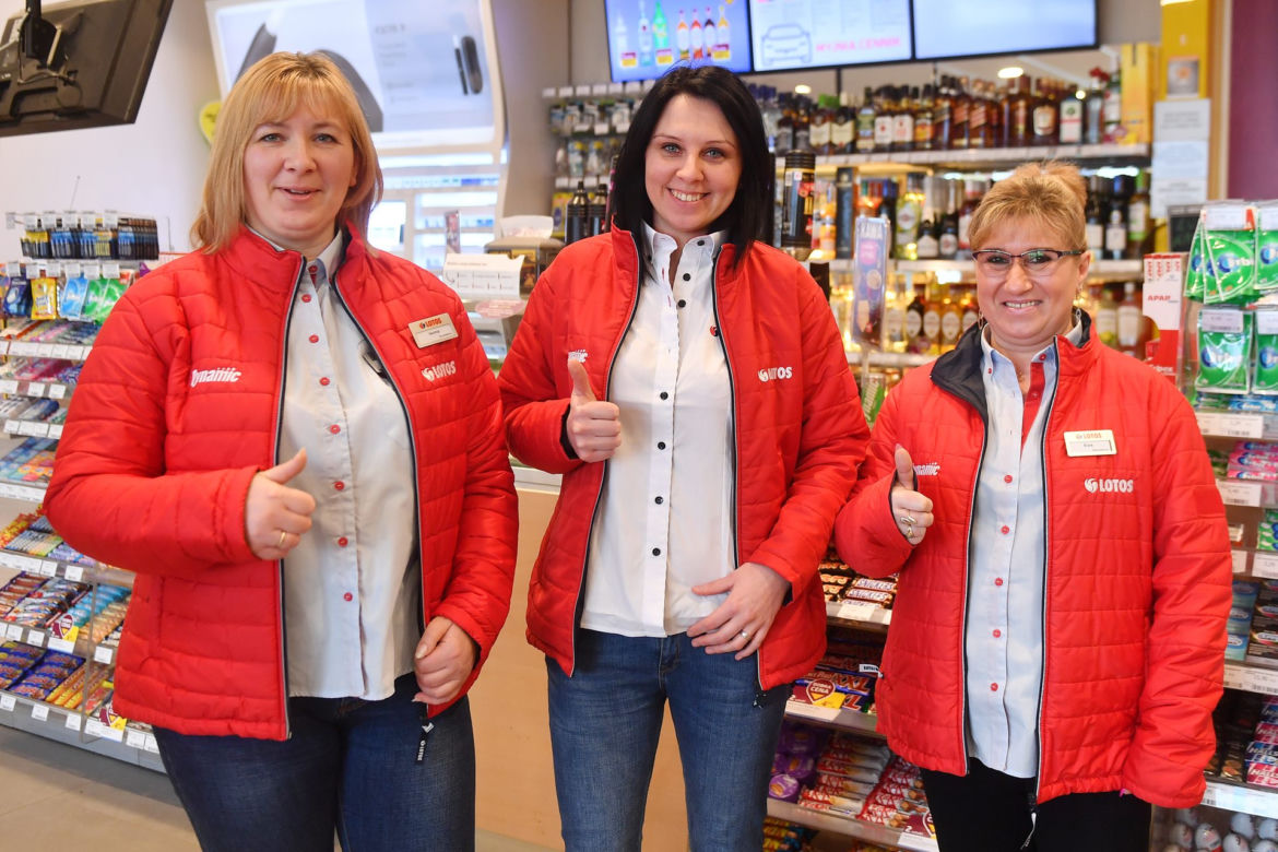 Uratowały niemowlę na stacji