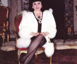 Yola Czaderska-Hayek