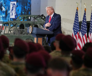 Atak na Iran już pojutrze? Trump jest gotowy