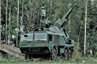 Program San to antydronowy „szwajcarski scyzoryk”? Premier i Szef MON na podpisaniu umowy