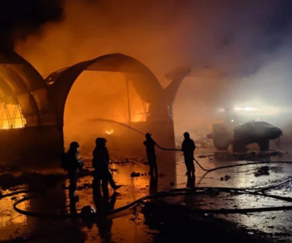 Wielki pożar pod Opocznem. Trudna akcja strażaków!