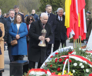 Kaczyński uczcił pamięć ofiar katastrofy smoleńskiej