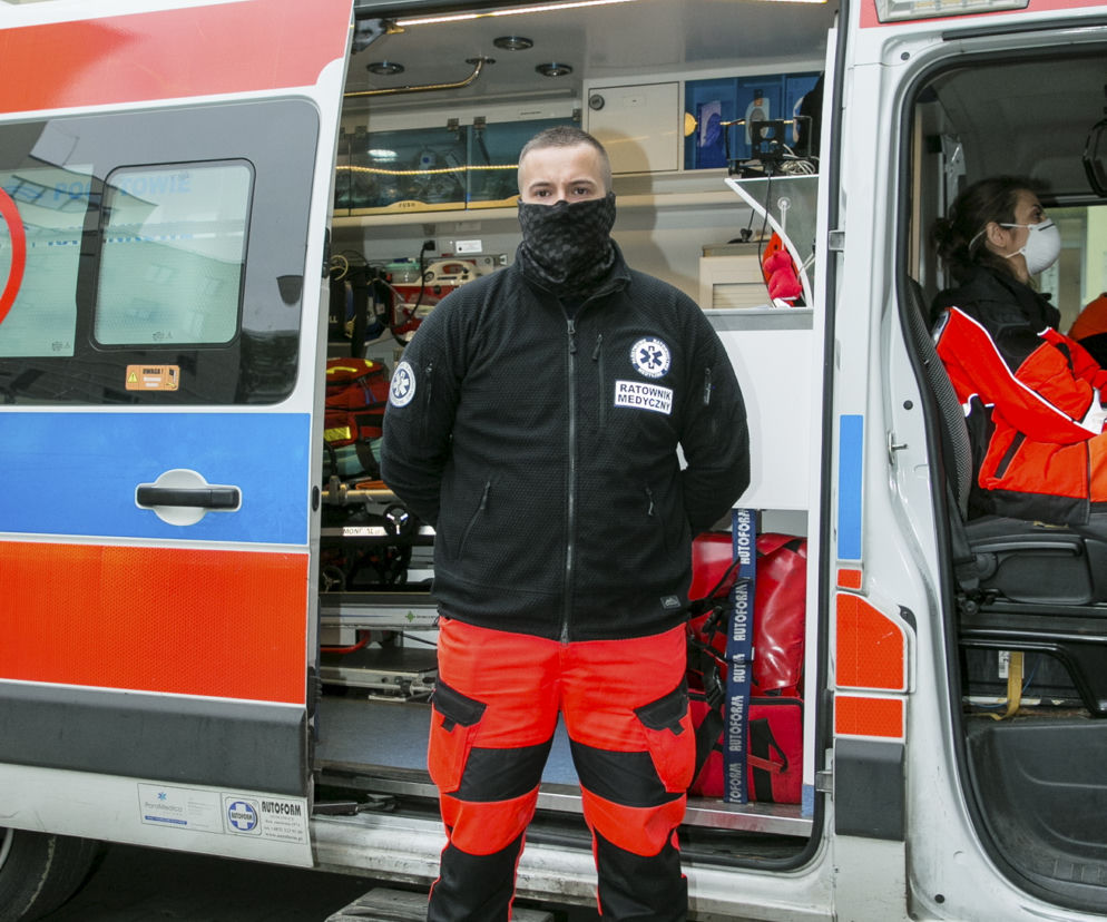 Po 8 godzin czekamy pod szpitalami