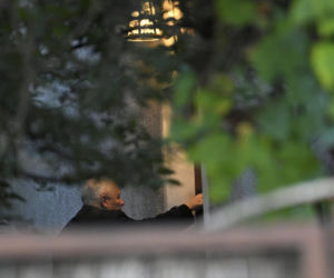 Jarosław Kaczyński w swoim domu na warszawskim Żoliborzu
