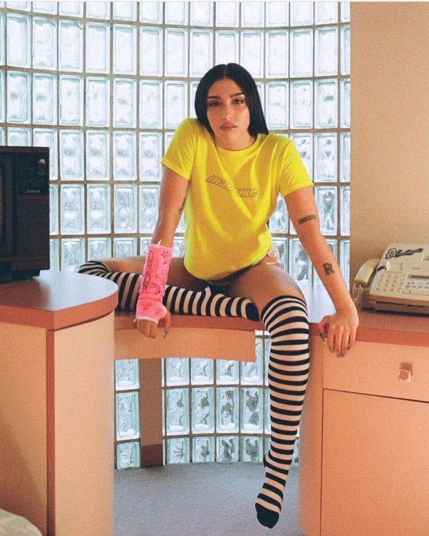 Piękna Lourdes Leon w odważnej sesji. Co ona ma ręce?