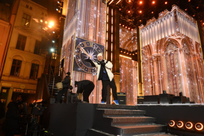 Sylwestrowa Moc Przebojów 2025/26 w Toruniu: Zdjęcia z imprezy Polsatu. Uczestnicy, artyści i starówk