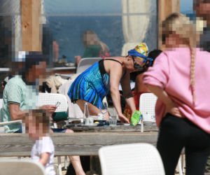 Justyna Sieńczyłło na plaży
