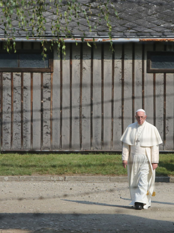 Papież Franciszek w obozie Auschwitz Birkenau