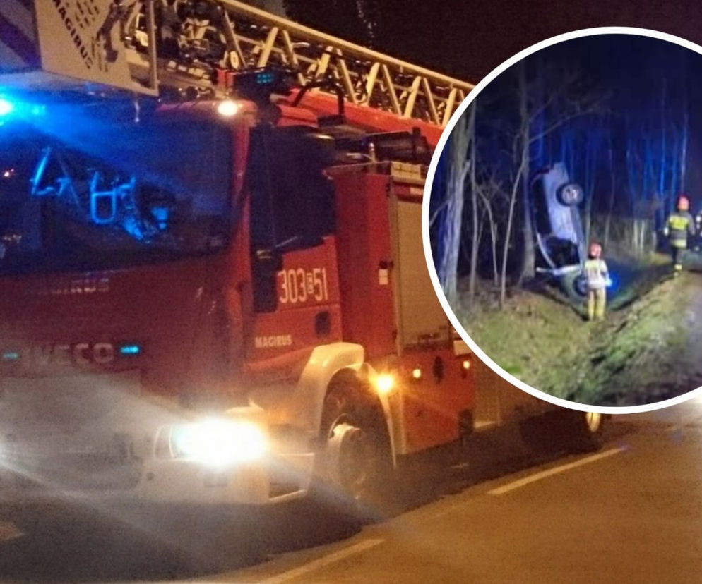 Wypadek w Redzeniu: auto PIONOWO ZAWISŁO na drzewie. W ŚRODKU NIE BYŁO NIKOGO. Strażacy w szoku
